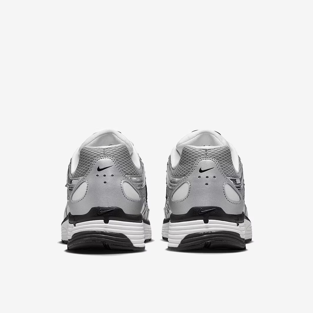 Nike P6000 Argenté