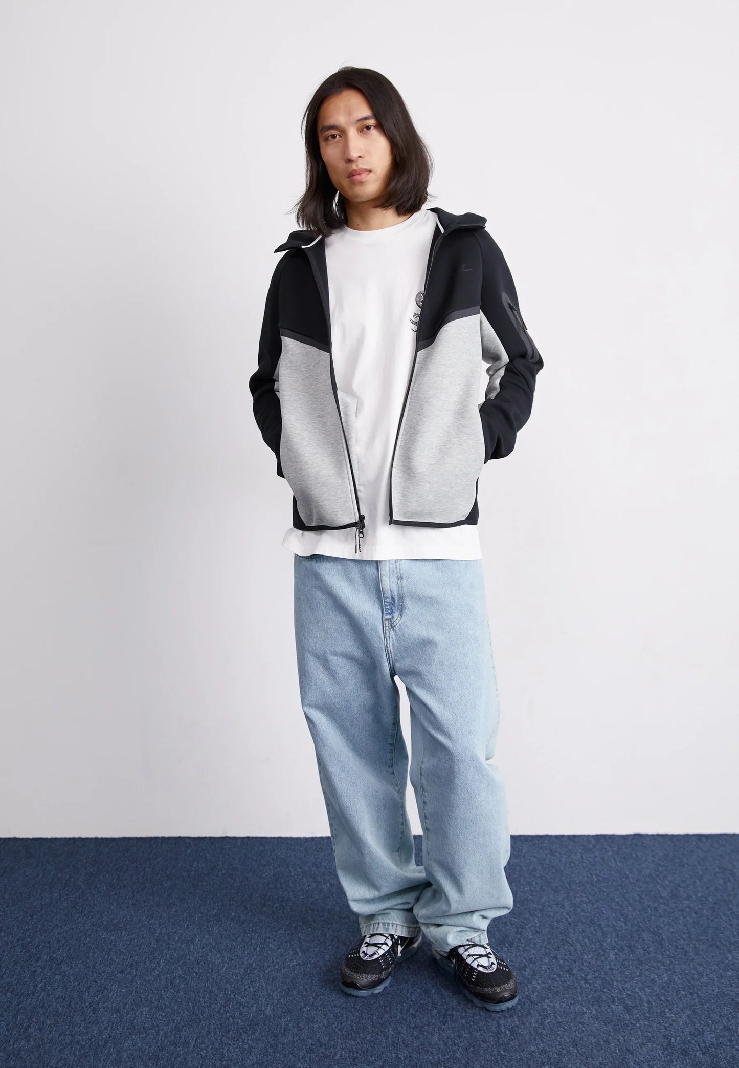 Nike Tech Fleece Zippé Noir Et Gris