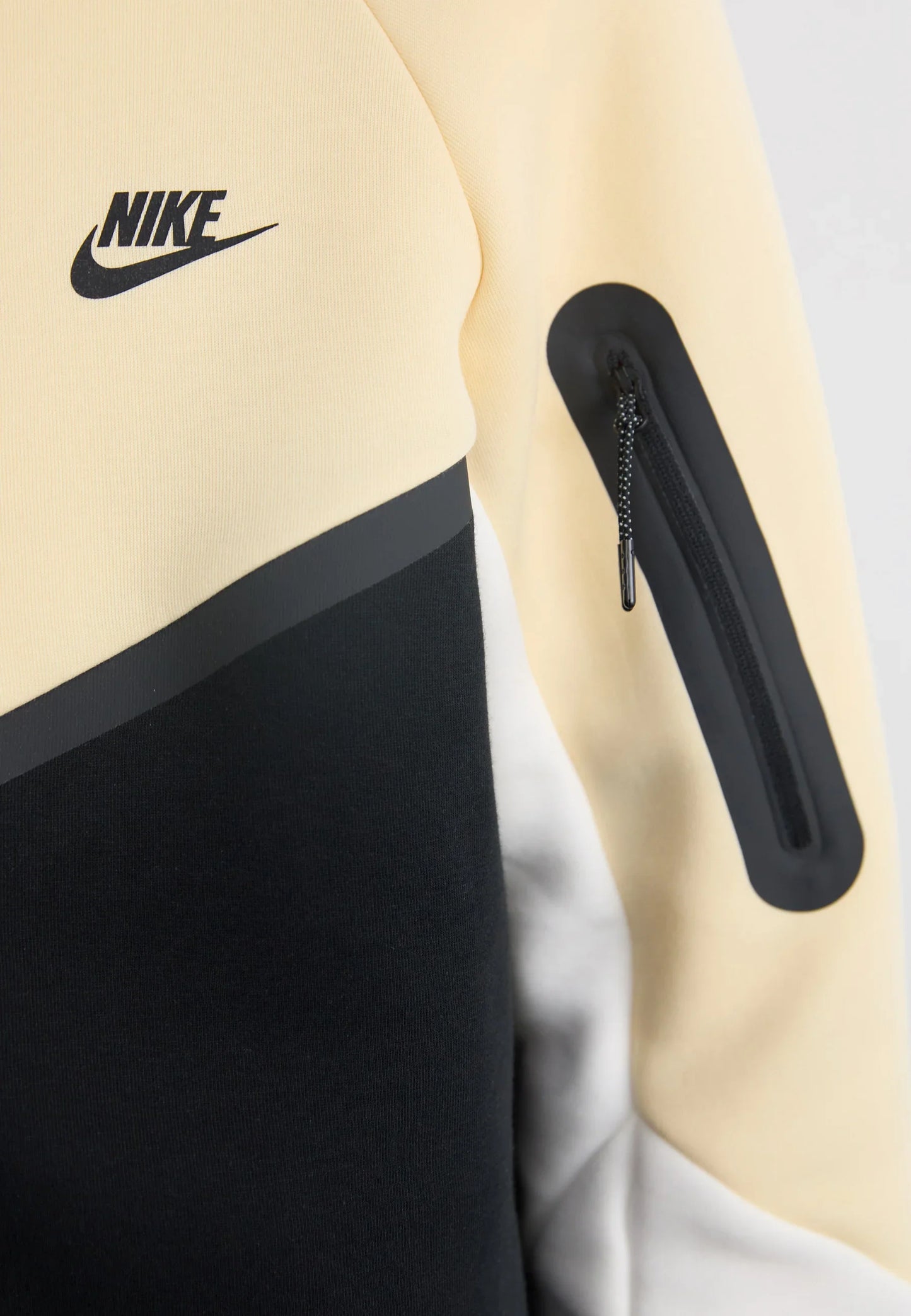 Nike Tech Fleece Zippé Beige