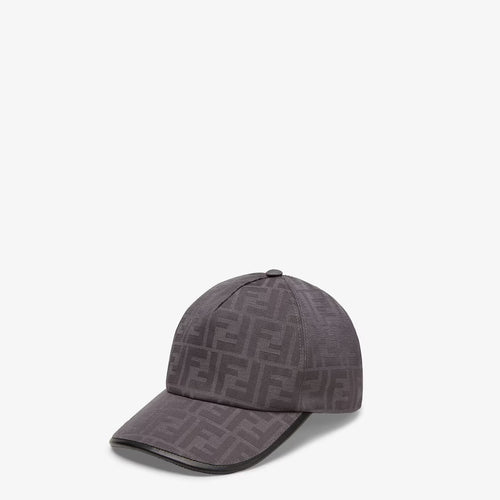 Fendi Casquette en nylon FF Gris