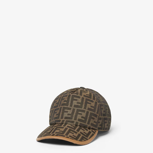 Fendi Casquette en nylon FF Beige
