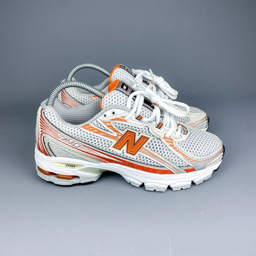 New Balance 740 Orange