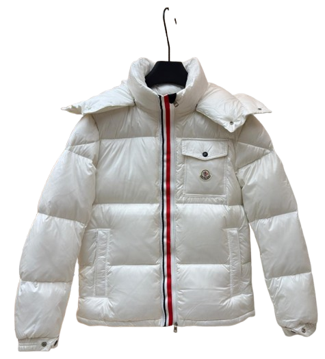 Doudoune Moncler courte à capuche Montbeliard
