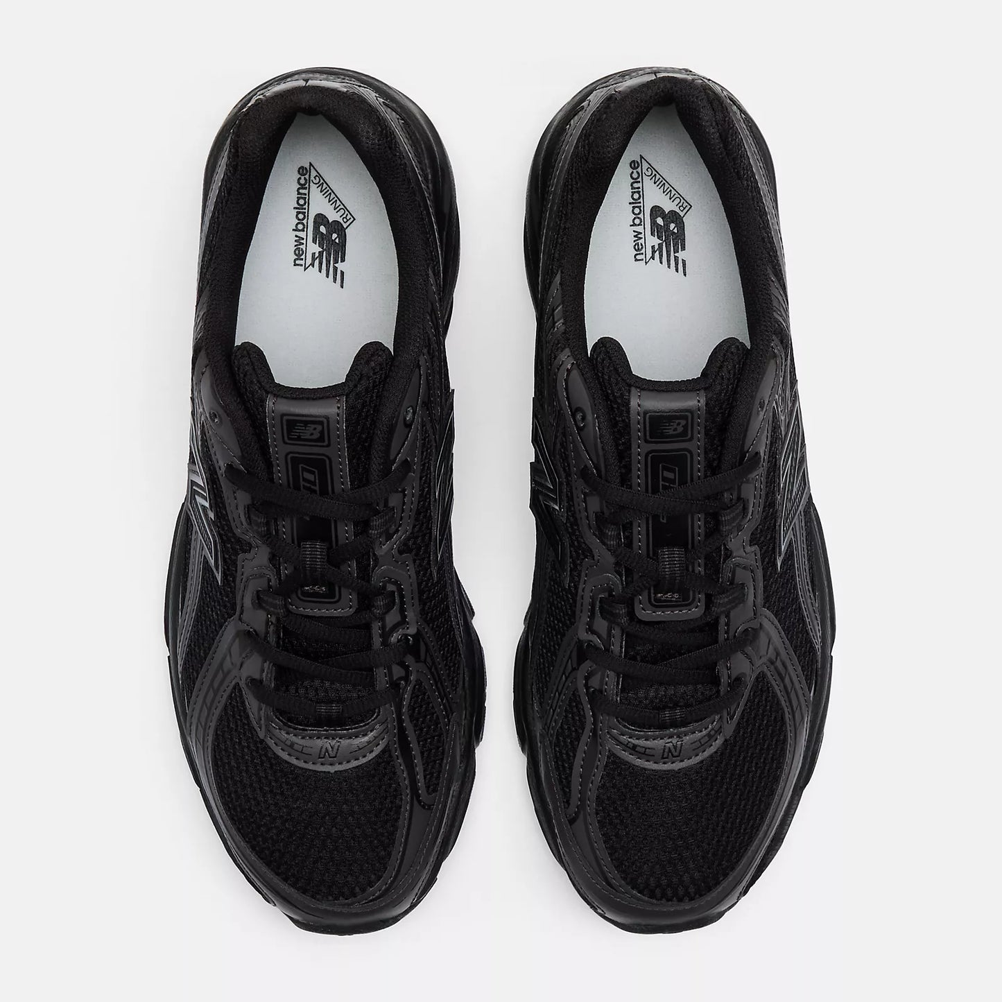 New Balance 740 Full Noir